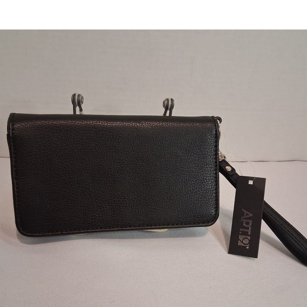 APT 9 Black Faux Leather Wristlet Wallet Clutch w/Gold Zipper & Detachable Strap